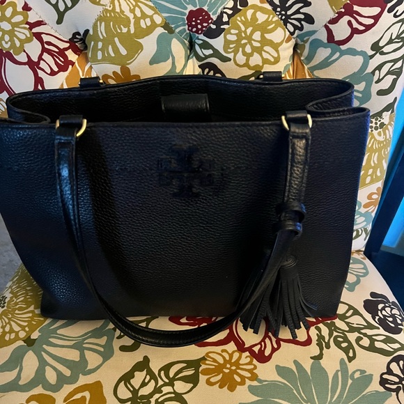 Tory Burch black leather top handle handbag, EUC - Picture 3 of 8
